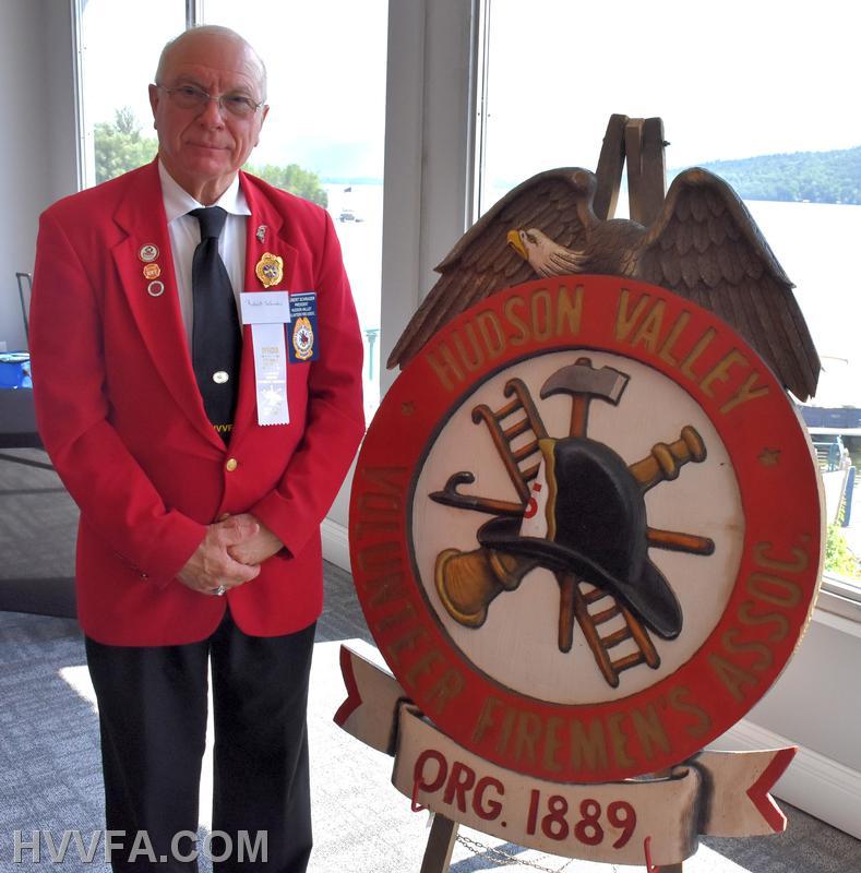            Jr. Past President Bob Schrader